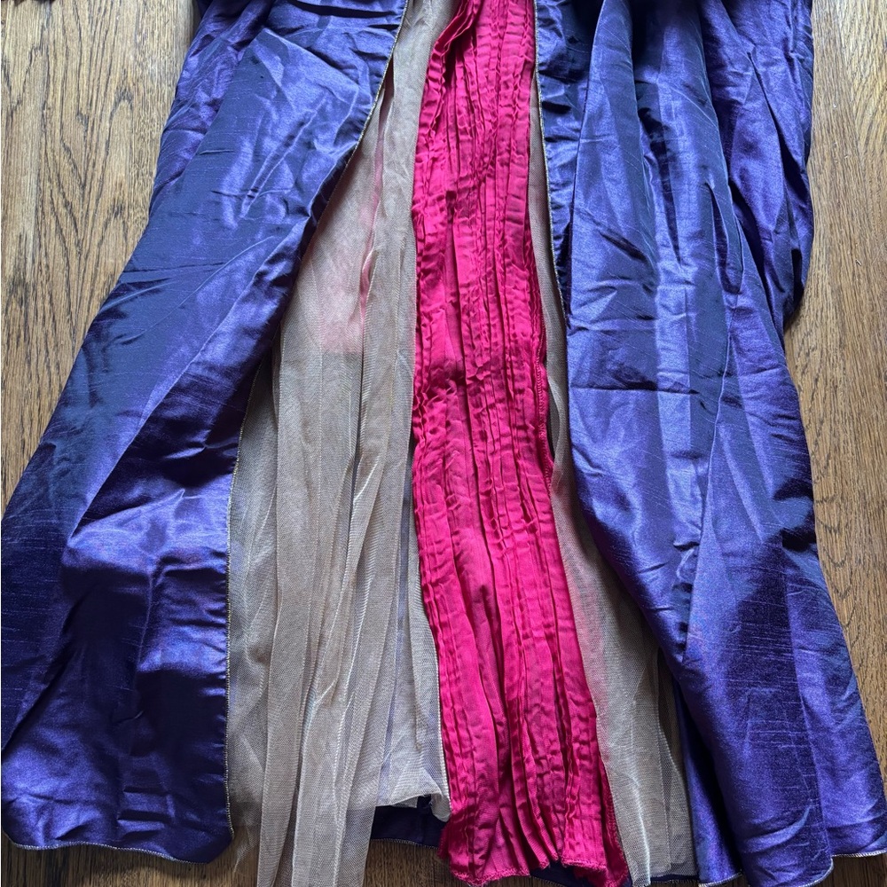 Girls Sarah Sanderson Costume from Hocus Pocus - Picture 7 of 8